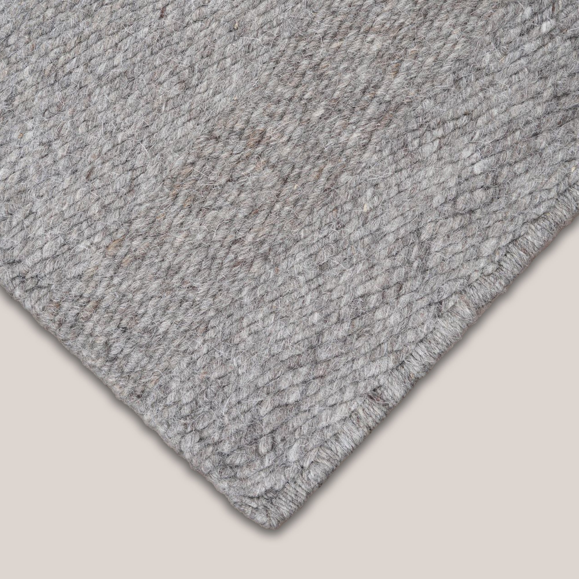#color_Medium grey